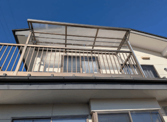 諏訪市Y様宅：ベランダ屋根張替え工事